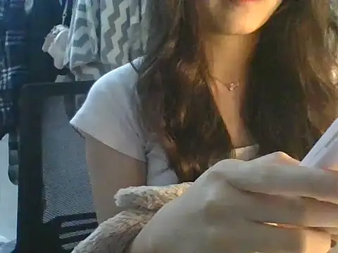 Linzly online show from 09-17-25, 04:42