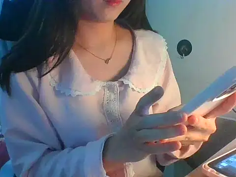 Linzly online show from 11-21-25, 05:01