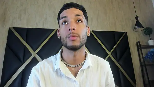 Thiagoferreti online show from 12-13-25, 08:04