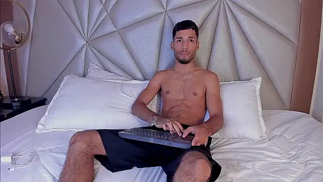 Snapshot of Thiagoferreti chatting on 02-25-26, 04:12 Thiagoferreti online show from 02-25-26, 04:12