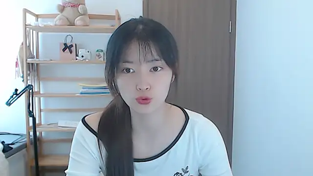 Mimi-cnbaby online show from 04-12-26, 04:16