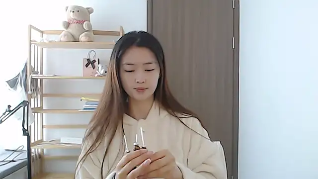 Mimi-cnbaby online show from 04-01-26, 05:09