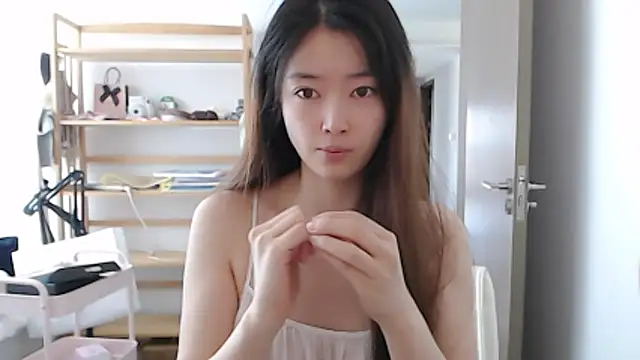 Mimi-cnbaby online show from 05-17-26, 02:55