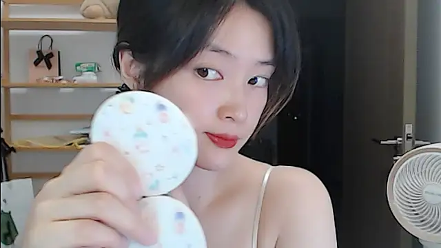 Mimi-cnbaby online show from 05-26-26, 12:36