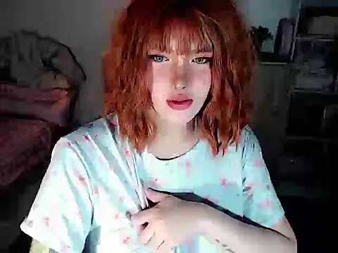 Snapshot of urbaby_monica chatting on 10-21-25, 05:51 urbaby monica online show from 10-21-25, 05:51