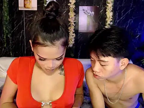 ur holly lexie online show from 10-05-25, 05:53