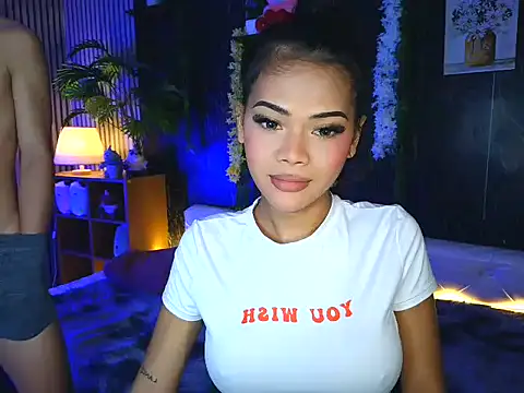 ur holly lexie online show from 10-10-25, 04:57