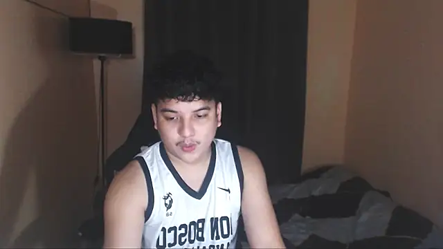 Snapshot of Prince_Killian chatting on 10-15-25, 10:34 Prince Killian online show from 10-15-25, 10:34