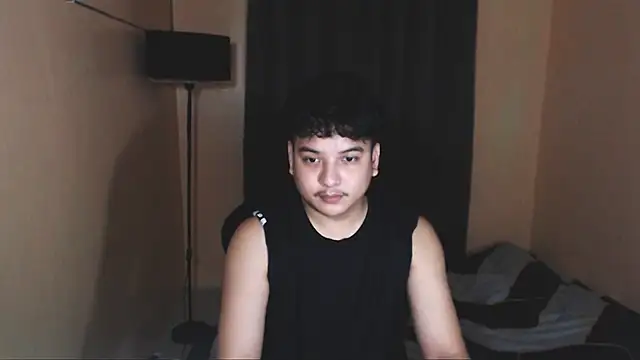 Snapshot of Prince_Killian chatting on 10-16-25, 06:49 Prince Killian online show from 10-16-25, 06:49