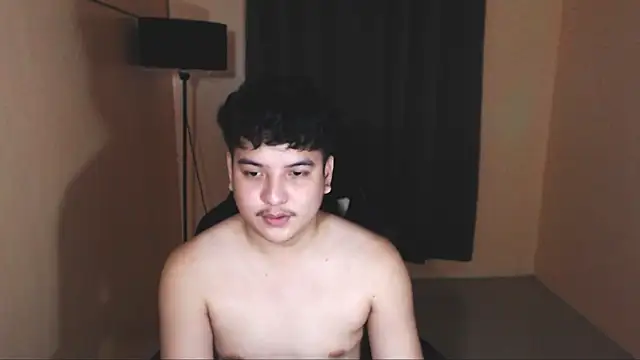 Snapshot of Prince_Killian chatting on 10-21-25, 07:46 Prince Killian online show from 10-21-25, 07:46