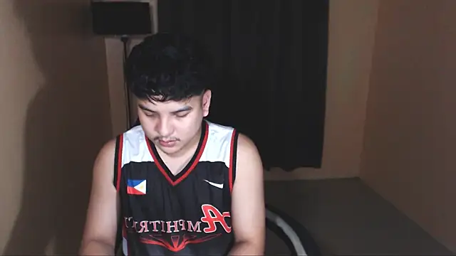 Snapshot of Prince_Killian chatting on 10-06-25, 10:38 Prince Killian online show from 10-06-25, 10:38