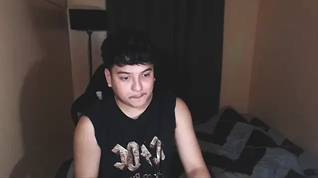 Snapshot of Prince_Killian chatting on 10-13-25, 01:34 Prince Killian online show from 10-13-25, 01:34