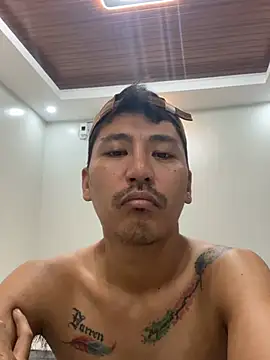 Snapshot of hot_derfs27 chatting on 01-15-26, 06:50 hot derfs27 online show from 01-15-26, 06:50