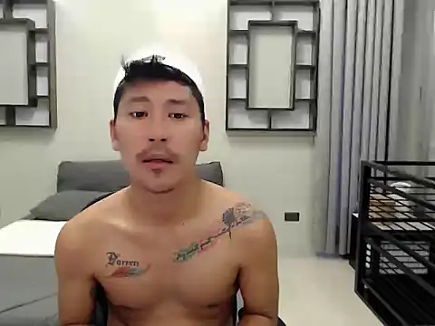 Snapshot of hot_derfs27 chatting on 10-16-25, 01:47 hot derfs27 online show from 10-16-25, 01:47