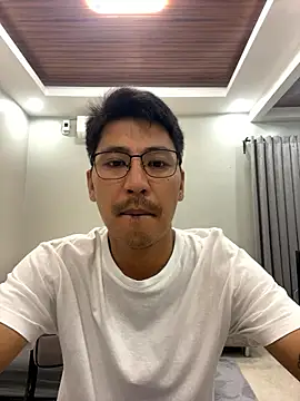 Snapshot of hot_derfs27 chatting on 01-13-26, 11:47 hot derfs27 online show from 01-13-26, 11:47