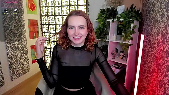 Snapshot of Elis_Cherry chatting on 10-10-25, 01:50 Elis Cherry online show from 10-10-25, 01:50