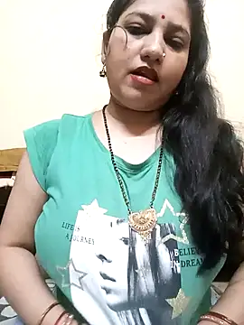 Snapshot of nisha_sweet chatting on 09-13-25, 11:32 nisha sweet online show from 09-13-25, 11:32