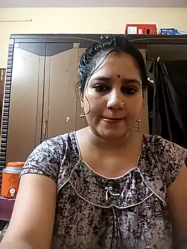 Snapshot of nisha_sweet chatting on 09-22-25, 12:44 nisha sweet online show from 09-22-25, 12:44