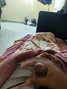 vichuhot online show from 12-15-25, 07:31