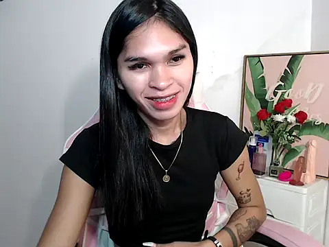 Snapshot of sexloverxxz chatting on 09-24-25, 08:21 sexloverxxz online show from 09-24-25, 08:21