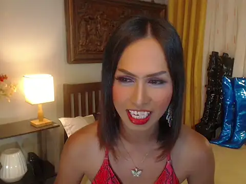 Nathalieheartt online show from 10-10-25, 02:12