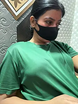 Hot Jaanvi  online show from 04-19-26, 03:18