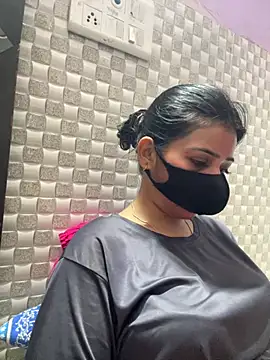 Hot Jaanvi  online show from 06-26-26, 07:14