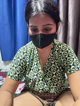 Hot Jaanvi  online show from 07-17-26, 04:26