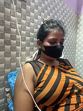 Hot Jaanvi  online show from 07-15-26, 03:57