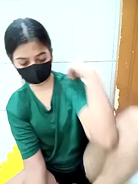 Hot Jaanvi  online show from 09-10-25, 04:44