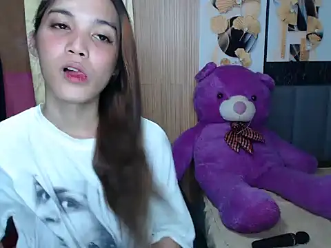 Raffa ella69 online show from 11-28-25, 08:03