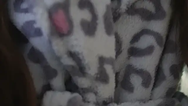 sukie spooky online show from 04-03-26, 03:40