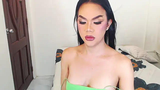 Snapshot of SeductiveCelina chatting on 11-10-25, 04:56 SeductiveCelina online show from 11-10-25, 04:56