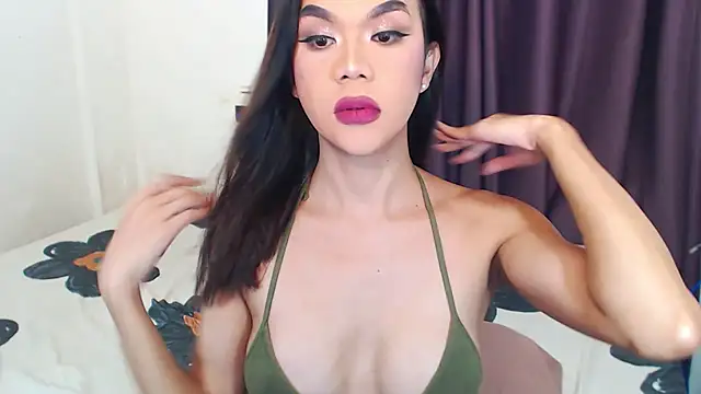 Snapshot of SeductiveCelina chatting on 10-01-25, 02:54 SeductiveCelina online show from 10-01-25, 02:54