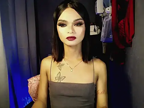 lexie malingera online show from 11-27-25, 07:25