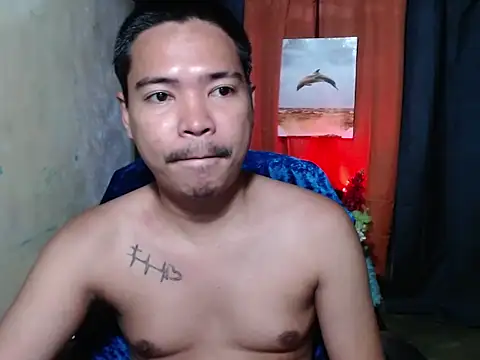 Snapshot of MANIACasianX chatting on 04-19-26, 01:45 MANIACasianX online show from 04-19-26, 01:45