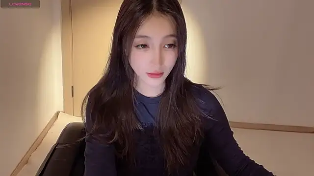 Seraphina-se online show from 11-13-25, 04:11