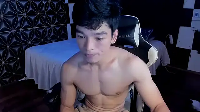 Snapshot of AsianHotBODYY chatting on 10-07-25, 04:24 AsianHotBODYY online show from 10-07-25, 04:24