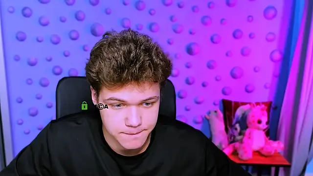 lucas long  online show from 12-04-25, 09:41