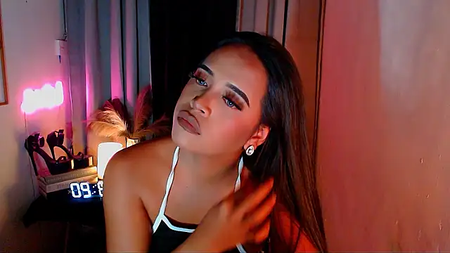 Lorainnelustts online show from 02-03-26, 06:22