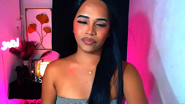 Snapshot of Lorainnelustts chatting on 03-24-26, 01:55 Lorainnelustts online show from 03-24-26, 01:55