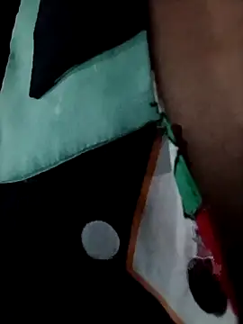 Snapshot of Harmony92 chatting on 10-14-25, 10:42 Harmony92 online show from 10-14-25, 10:42