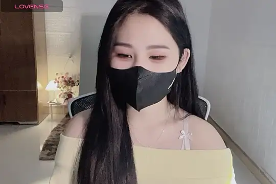    Daisy    online show from 01-11-26, 07:26