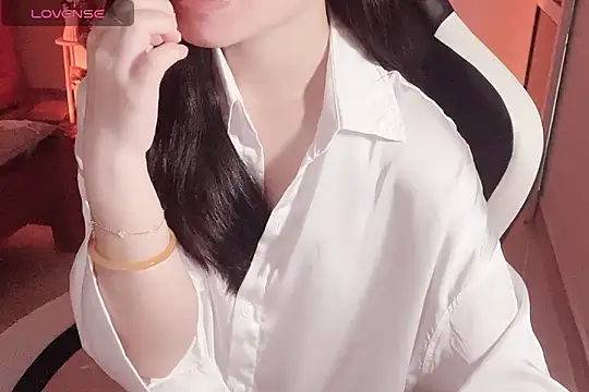    Daisy    online show from 09-12-25, 04:18