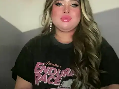 Snapshot of Naughtyrosecum chatting on 09-23-25, 06:48 Naughtyrosecum online show from 09-23-25, 06:48