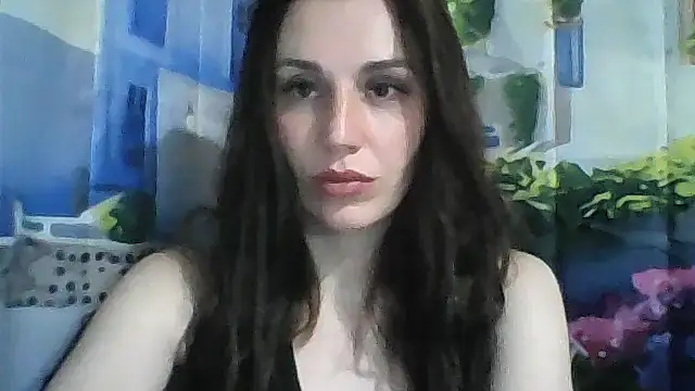 Snapshot of Qinini chatting on 05-28-26, 07:53 Qinini online show from 05-28-26, 07:53