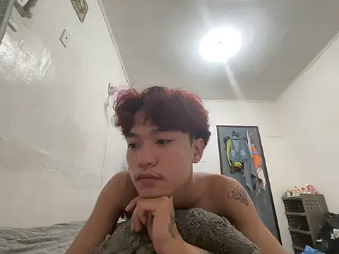 Snapshot of ur_little_secret chatting on 10-08-25, 04:19 ur little secret online show from 10-08-25, 04:19