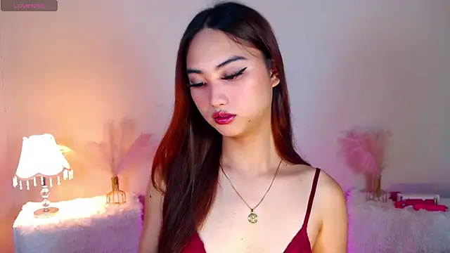 Kiah Wyatt online show from 11-15-25, 07:23