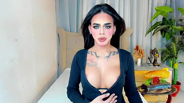 MochaliciousTransOnTop online show from 03-05-26, 01:46