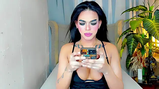 MochaliciousTransOnTop online show from 02-11-26, 03:28